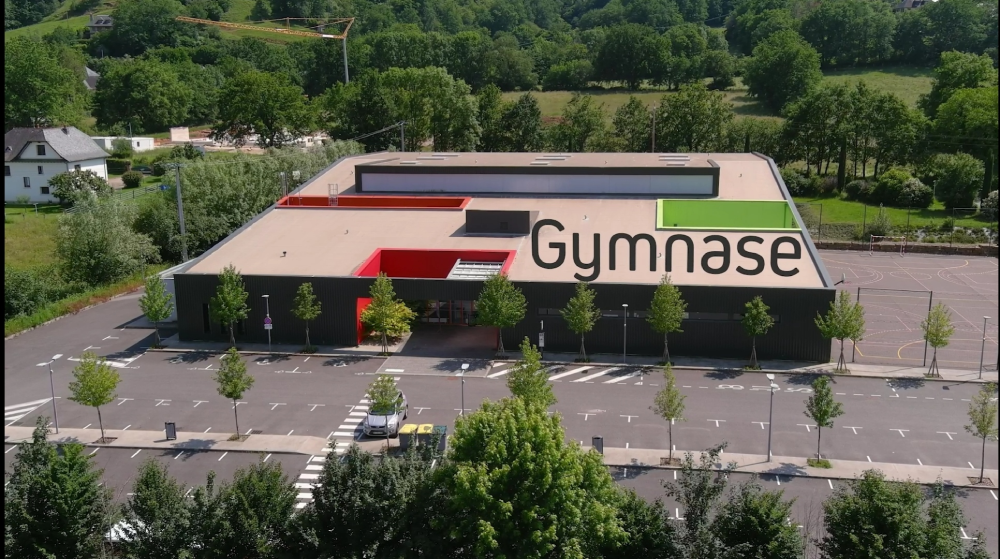 Gymnase neuf du centre d'hébergement