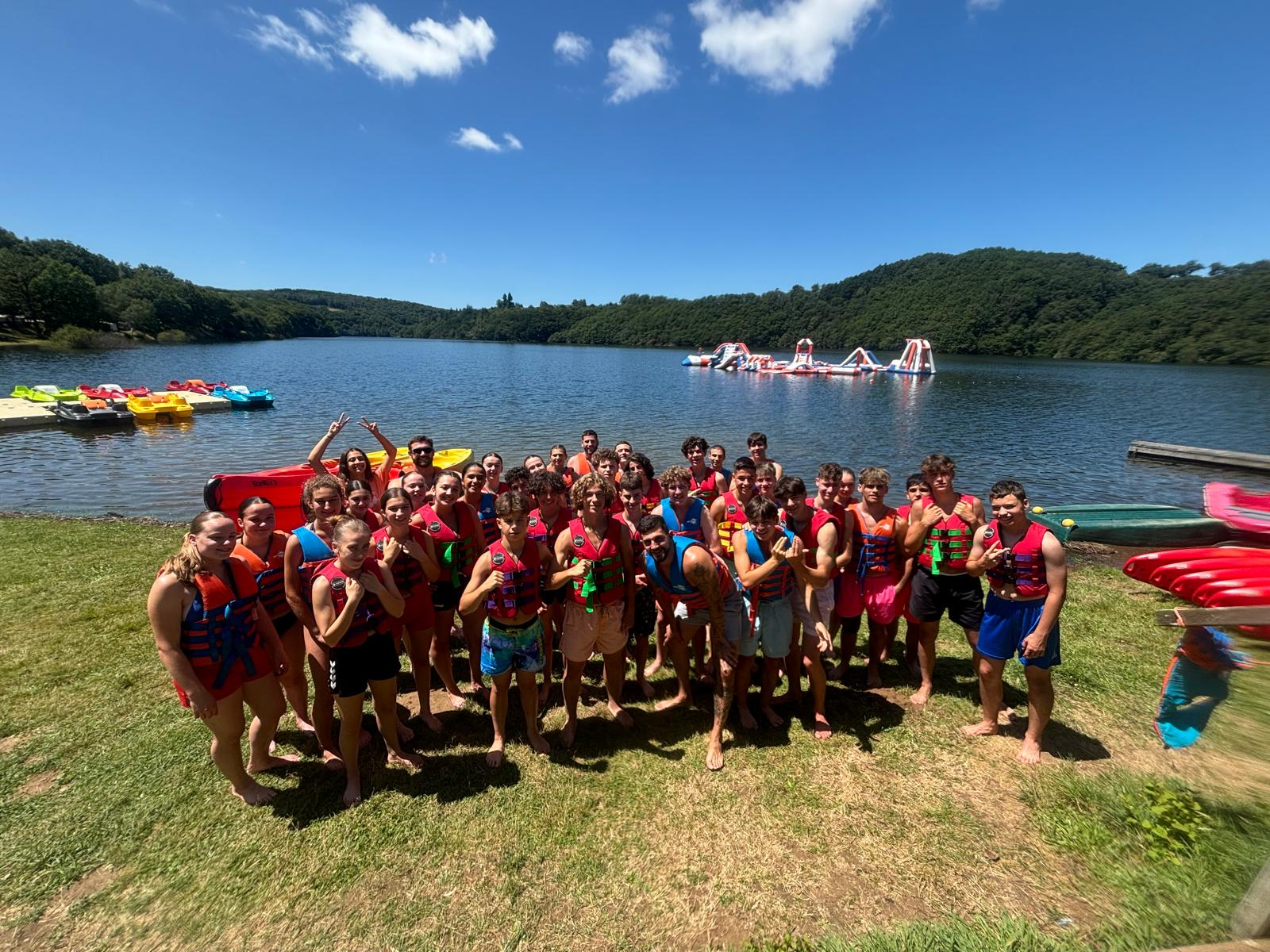 Photo de groupe des stagiaires Régal'hand à Aqu'Aloa